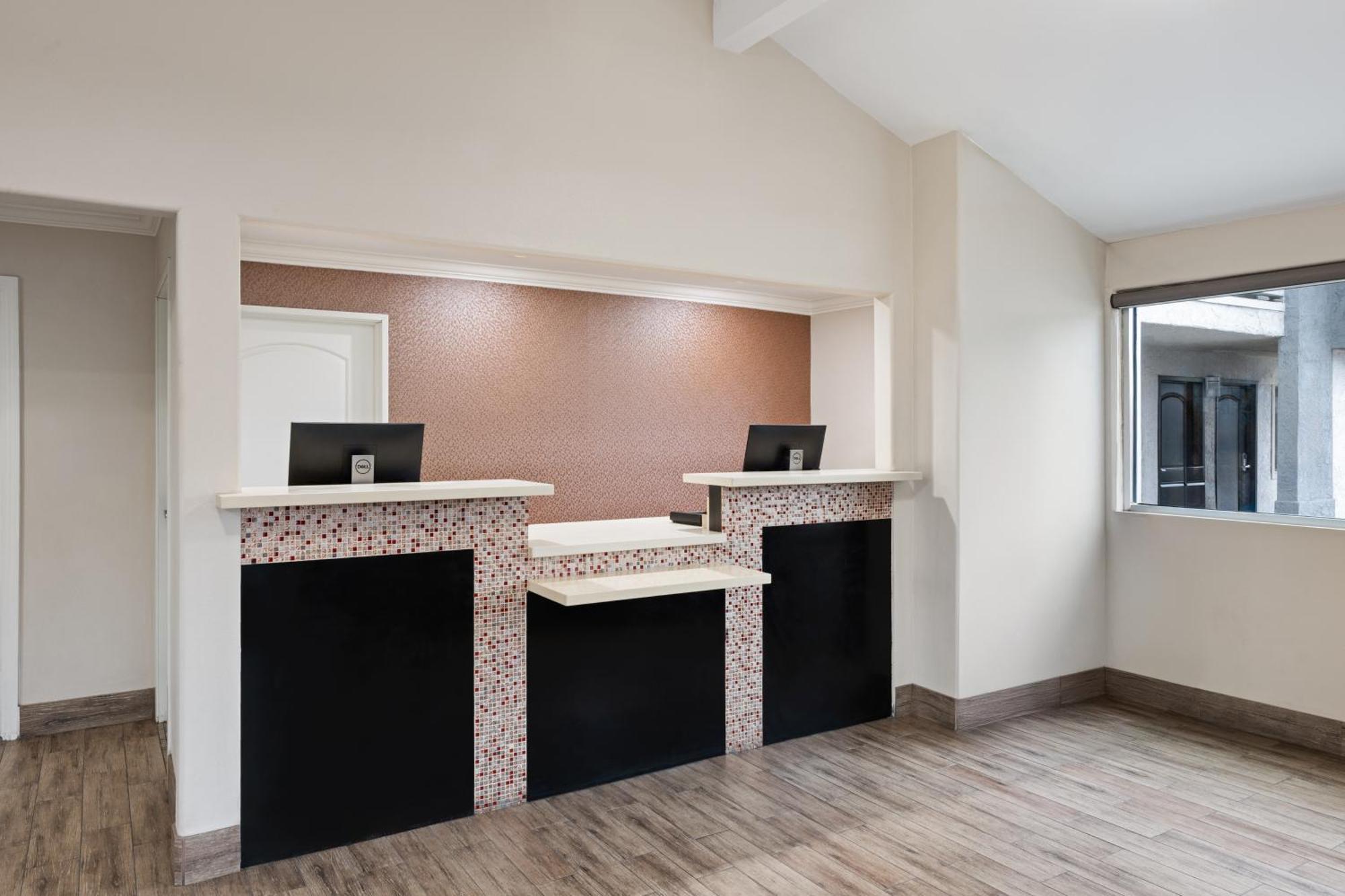 Solara Inn And Suites Anaheim Luaran gambar